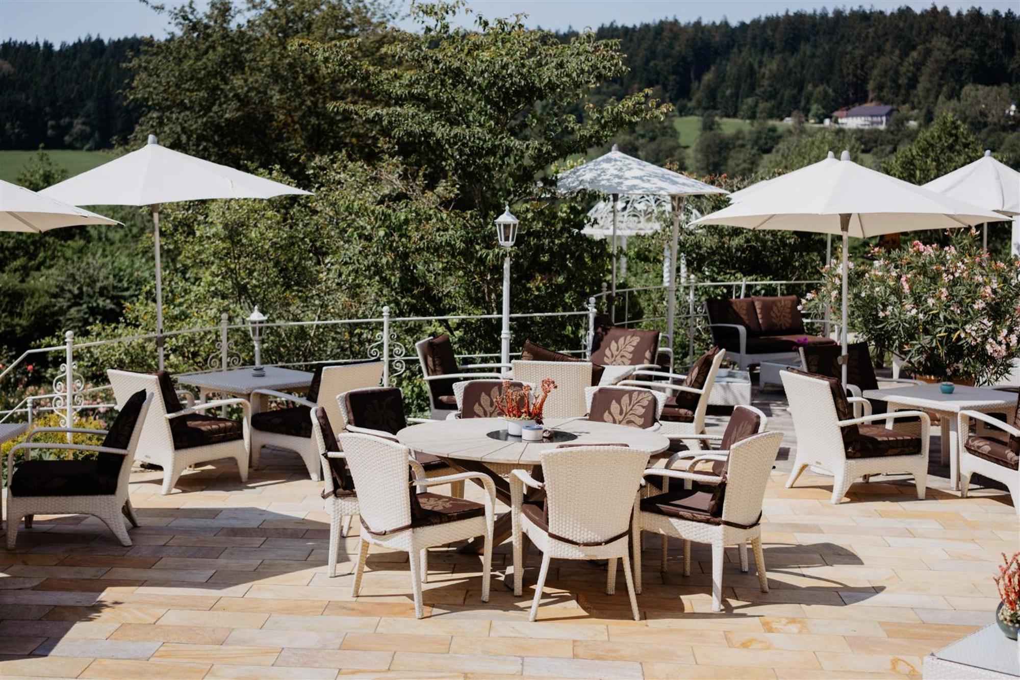 Bergergut Geniesserhotel Afiesl Buitenkant foto
